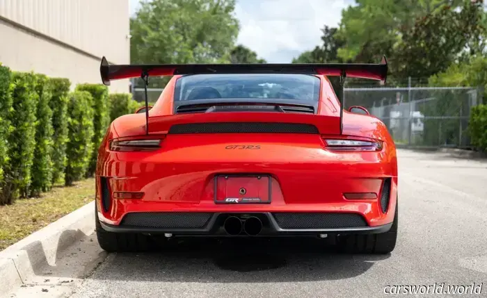 el Porsche 911 GT3 RS 2019 con paquete Weissach y 478 millas nos tiene salivando | Carscoops